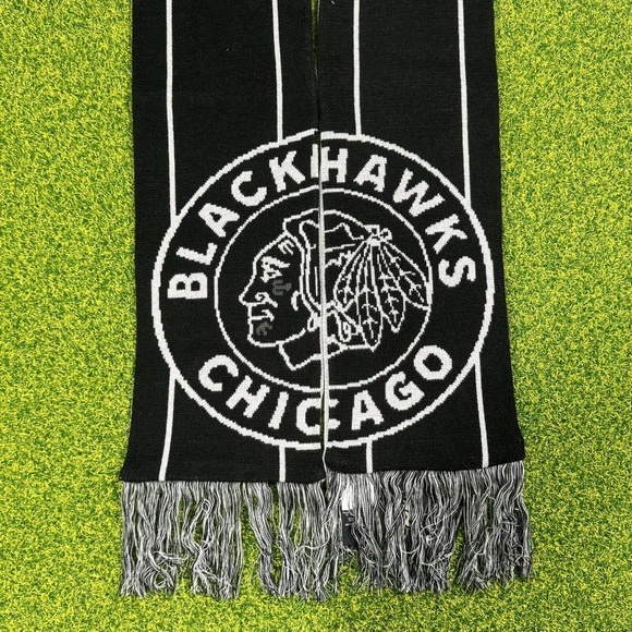 Fanatics NHL Chicago Blackhawks 2019 Winter Classic Notre Dame Stadium Black - Picture 3 of 9